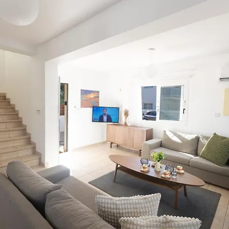 Blue River Br26 * Protaras