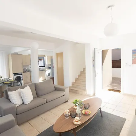 Blue River Br26 * Protaras